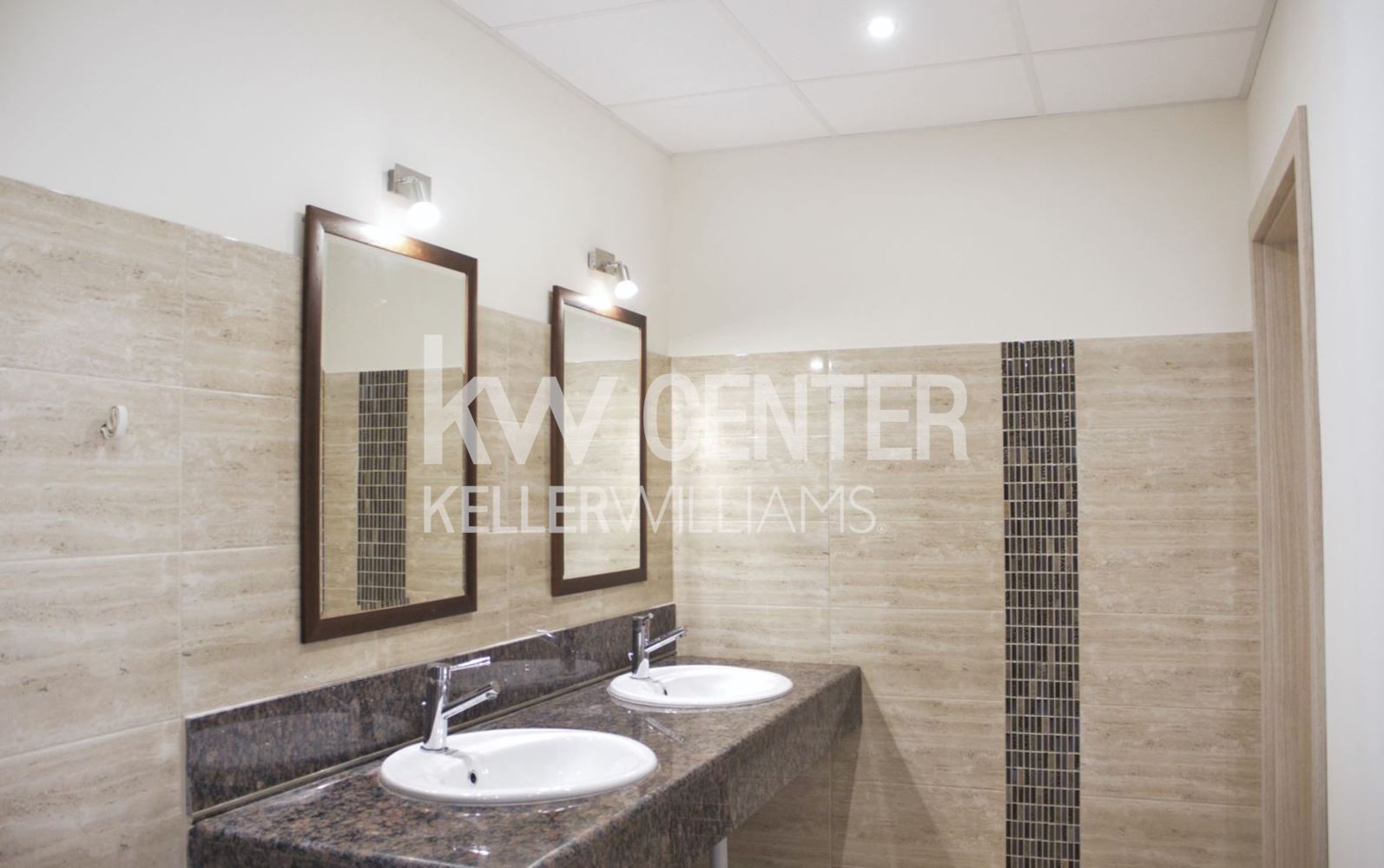 136 m² офис под наем
