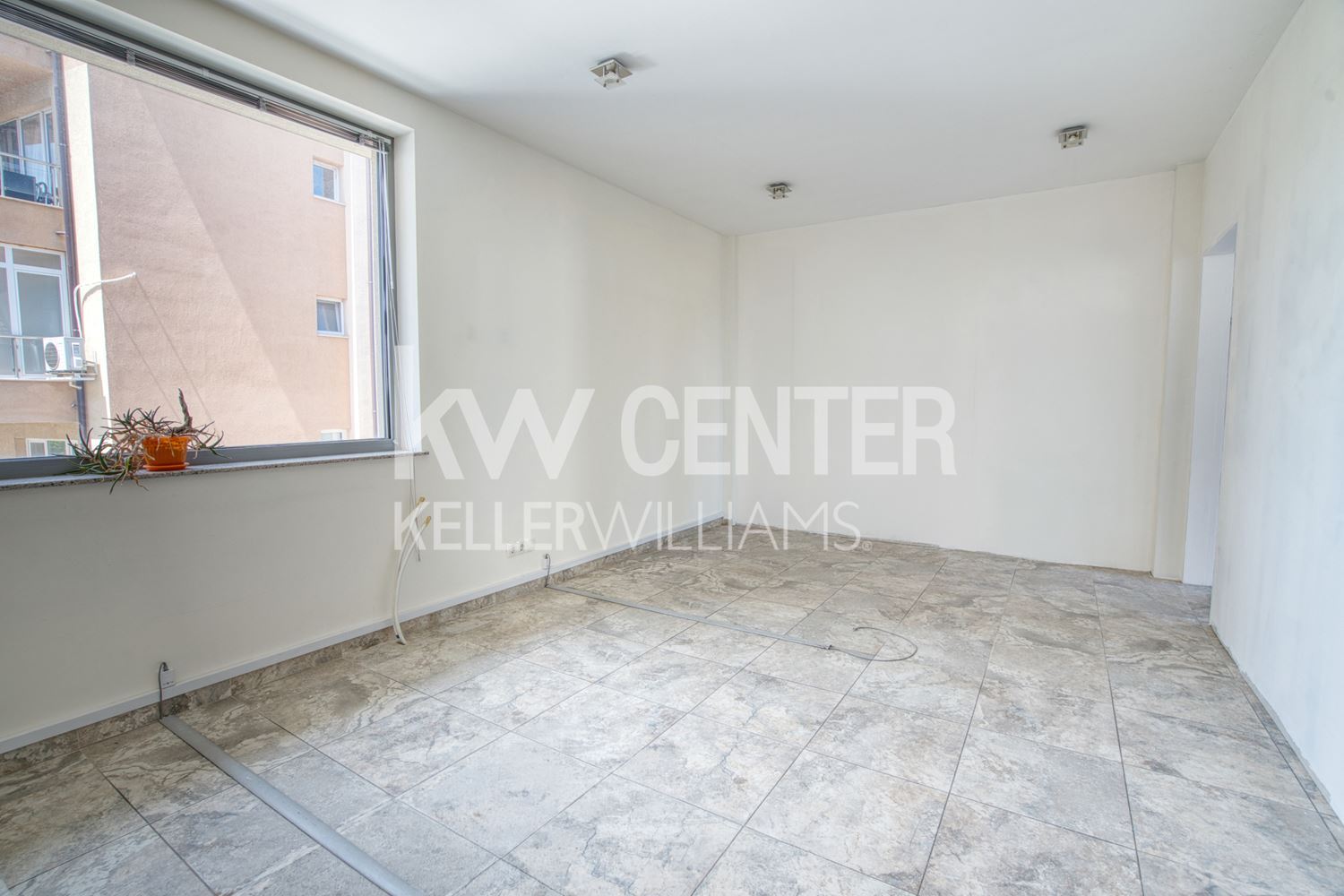 136 m² офис под наем