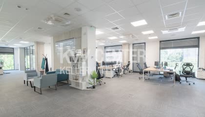 1711 m² офис под наем